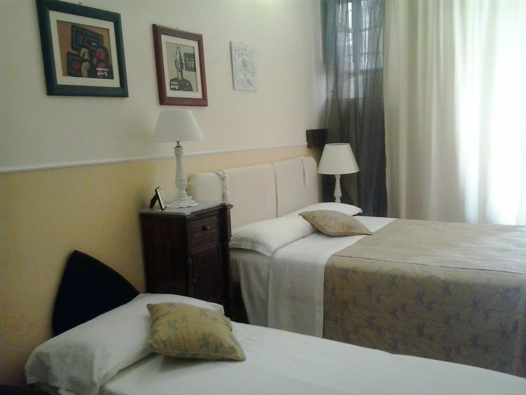 Al Tempio Di Apollo Bed and Breakfast Συρακούσες Δωμάτιο φωτογραφία